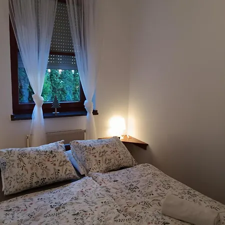 Apartment Na 5 - *